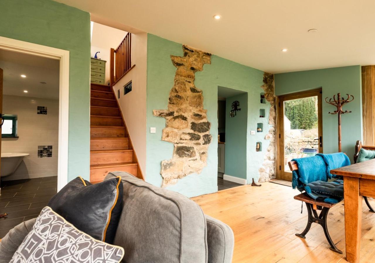 Penrhiw - A Country Cottage With Mountain Views Newport  Buitenkant foto