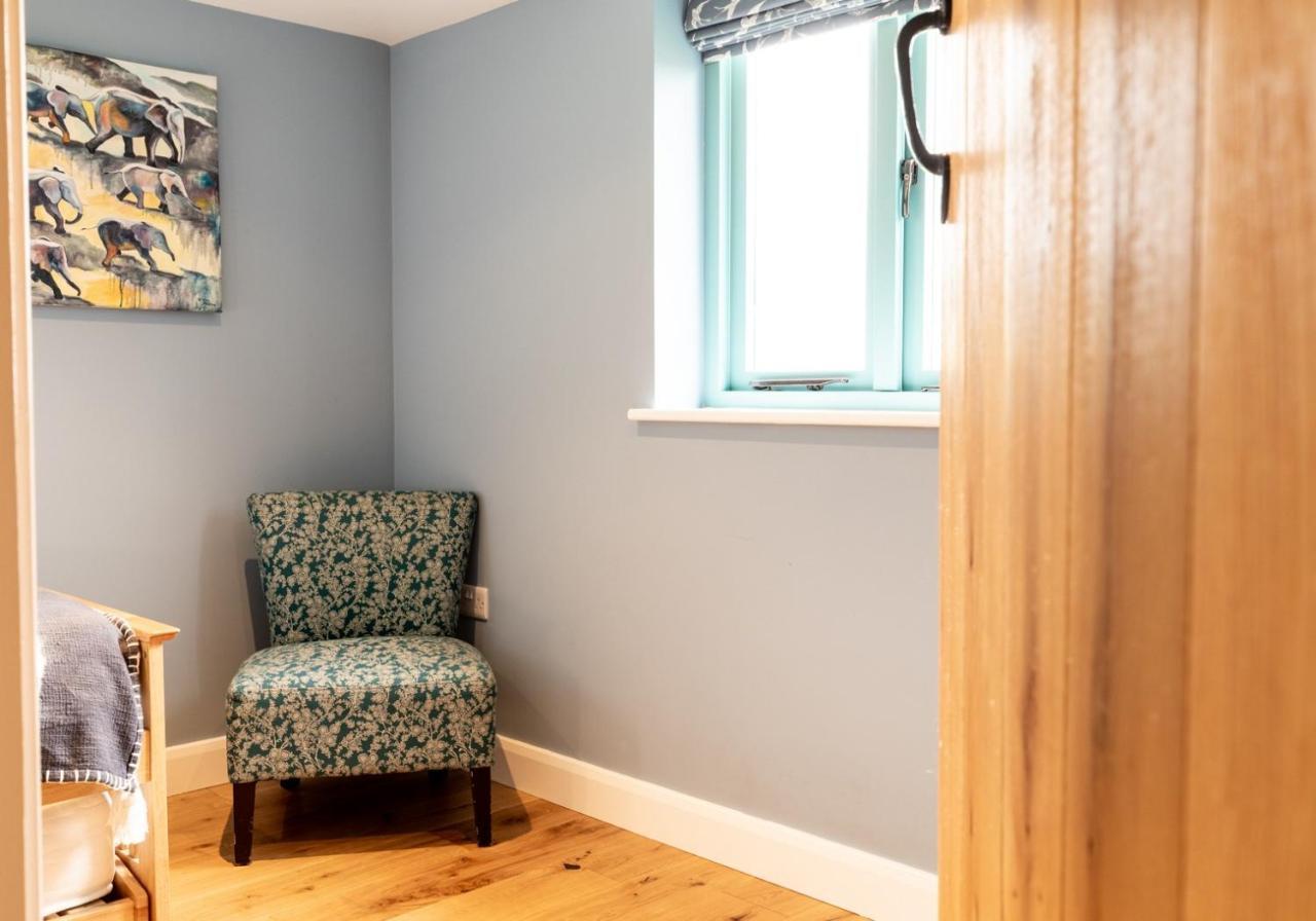 Penrhiw - A Country Cottage With Mountain Views Newport  Buitenkant foto